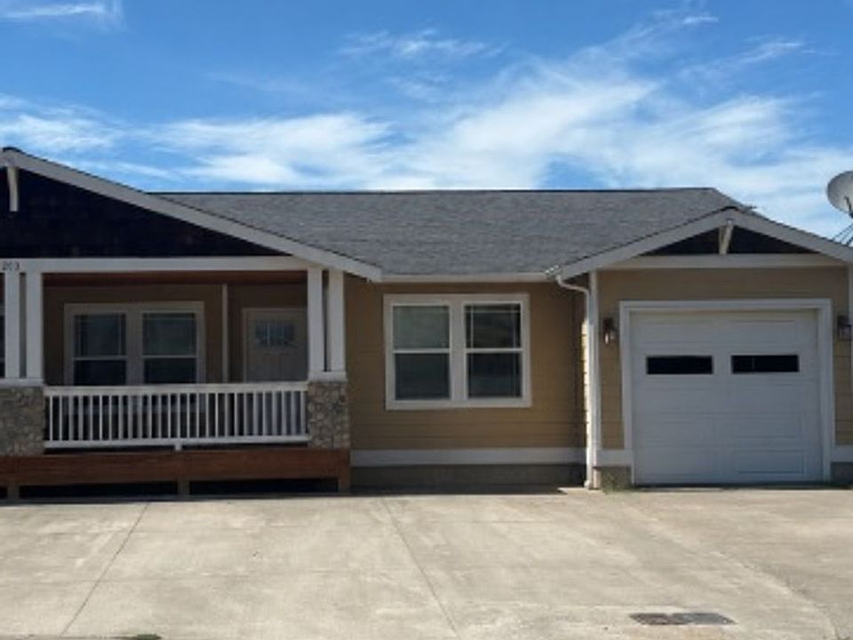 2nd image of 203 Walnut Grove Ct #B
