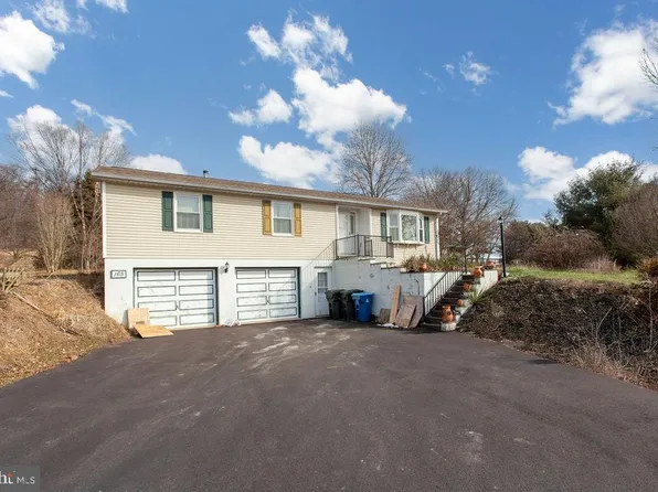 165 Hillstream Rd, Red Lion, PA 17356
