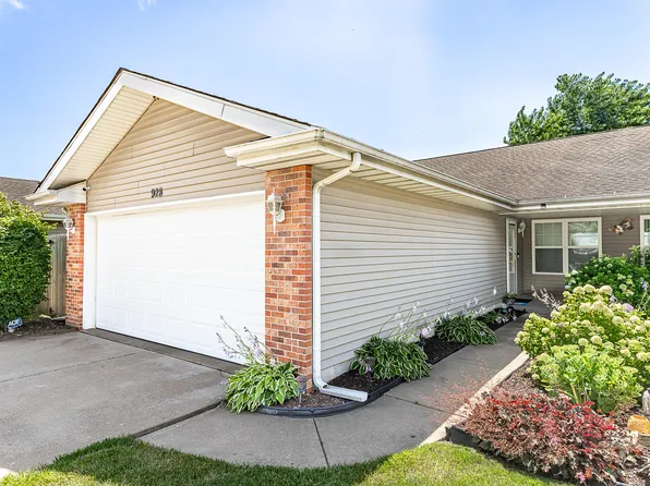 928 N Colfax St, Griffith, IN 46319