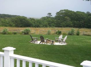 8 Garrett Way, Edgartown, MA 02539