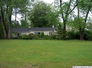 39 Holland Rd, Middletown, NJ 07748