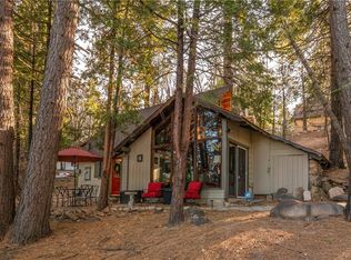 27596 Oak Knoll Dr, Lake Arrowhead, CA 92326