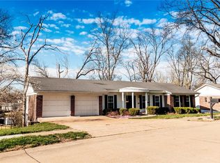 11921 Bardmont Dr, Saint Louis, MO