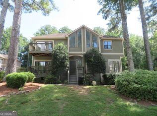 3052 Steeplechase Dr, Alpharetta, GA 30004