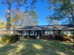 5930 Whitehill Dr, Jackson, MS 39206