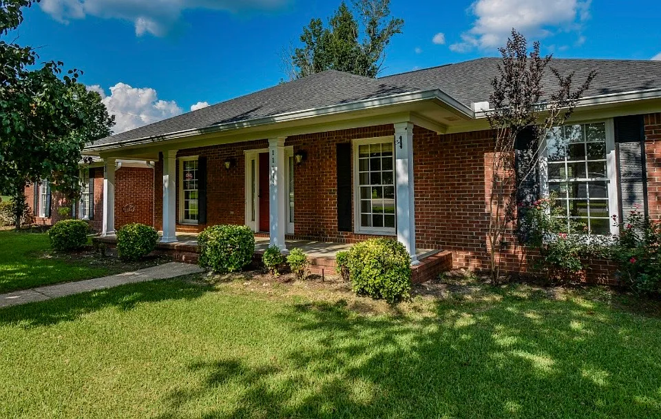 11113 Dexter Ave