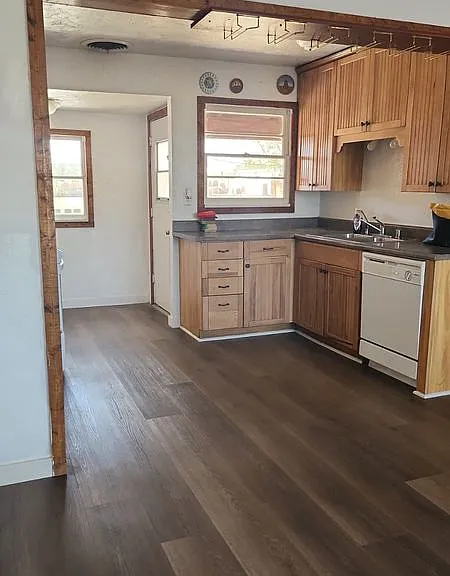 3353 W Avenue L4 — Photo 7