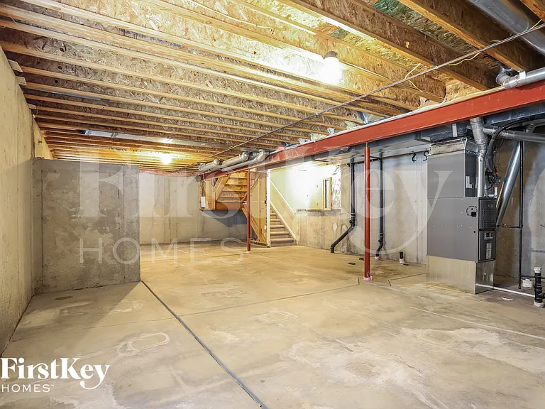 10634 Lewiston St — Photo 13