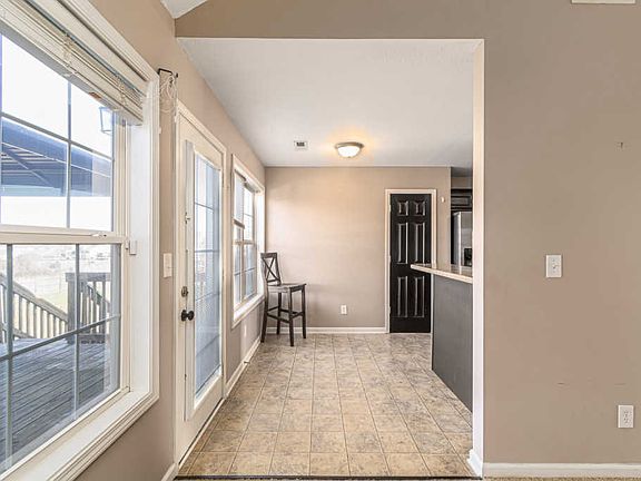 5th image of 3176 Twelve Oaks Blvd