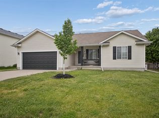 640 SE Cardinal Ln, Waukee, IA 50263