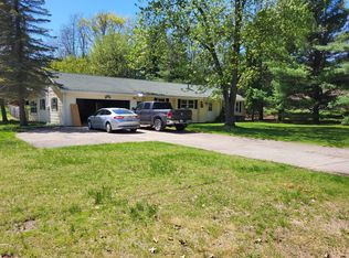 10649 W Harlow Rd, Greenville, MI 48838