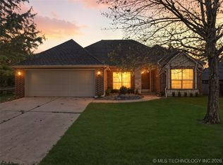 4526 E 141st Pl S, Bixby, OK 74008