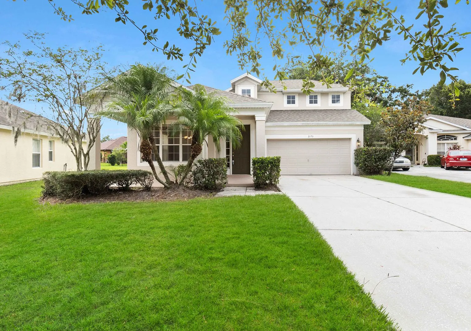 Move-In Special- Nice 3/2 With Bonus Room In Oak Hammock Preserve — Photo 2