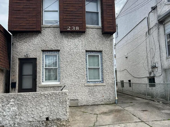 238 Hylan Blvd, Staten Island, NY 10305