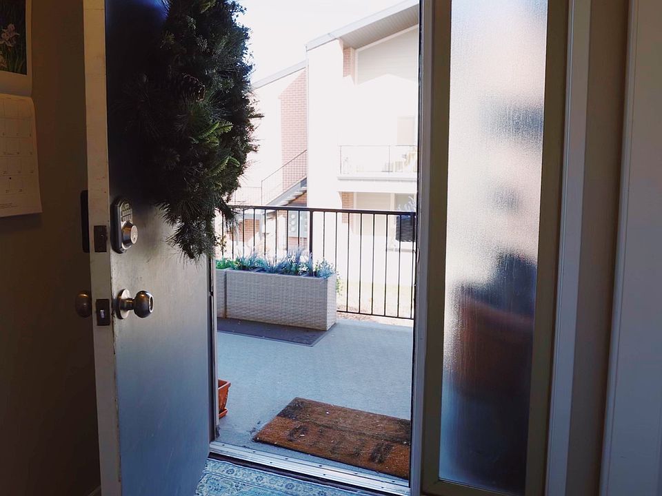 Front door with Entry Balcony