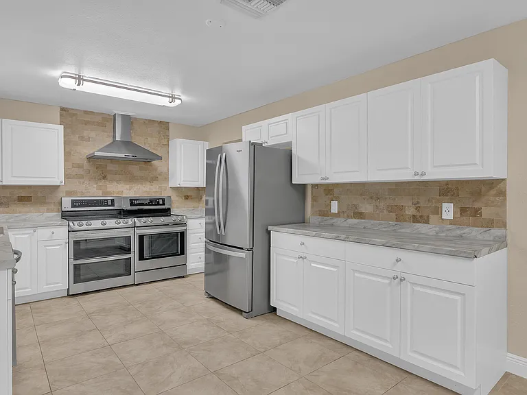 6113 Yucca Dr — Photo 4