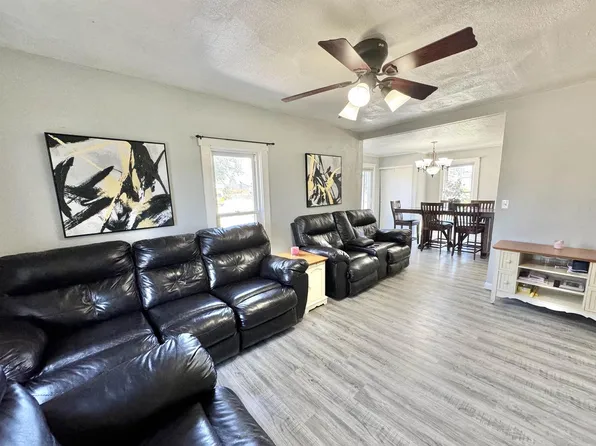 413 Rockport Road, Janesville, WI 53548