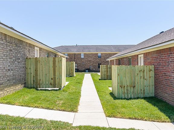 4th image of 1000 Quincy A F St
