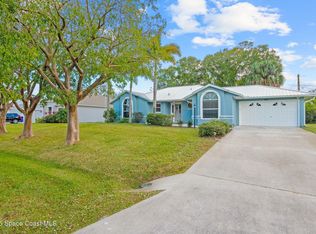441 Avocado Ave, Sebastian, FL 32958