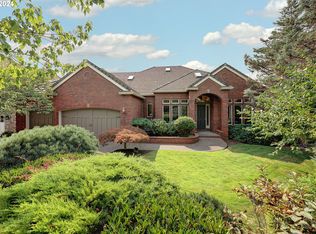 4039 NW Riggs Dr, Portland, OR 97229