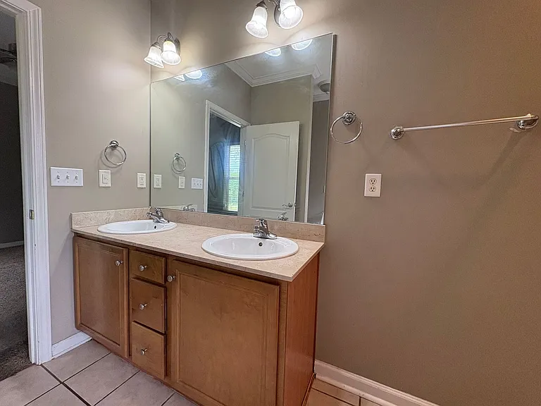 5287 Promenade Dr — Photo 14