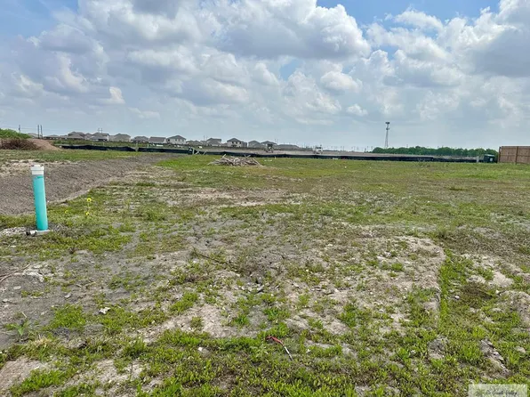 2410 Treasure Cv, Harlingen, TX 78550