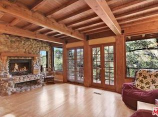 20226 Paradise Ln, Topanga, CA 90290