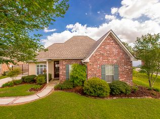 38247 Graystone Ave, Prairieville, LA 70769