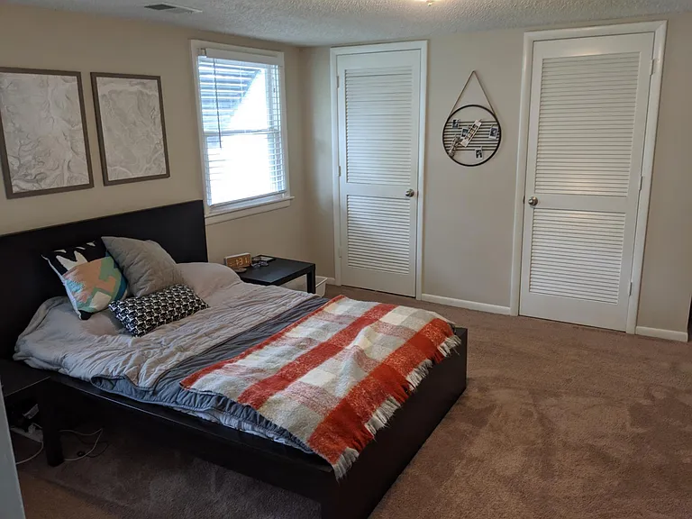 5832 Monrovia St #HOUSE — Photo 6