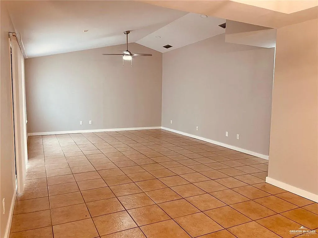 2 bed, 2.0 bath, 1544 sqft, $1,550 — Photo 3