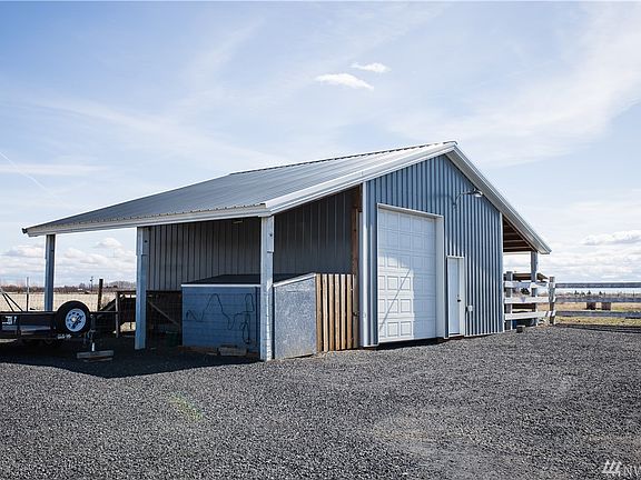 2nd image of 4239 Road 7.2 NE