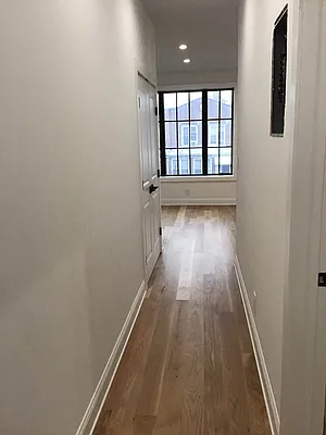 Rented by Irene Mihalios, LREB | media 18