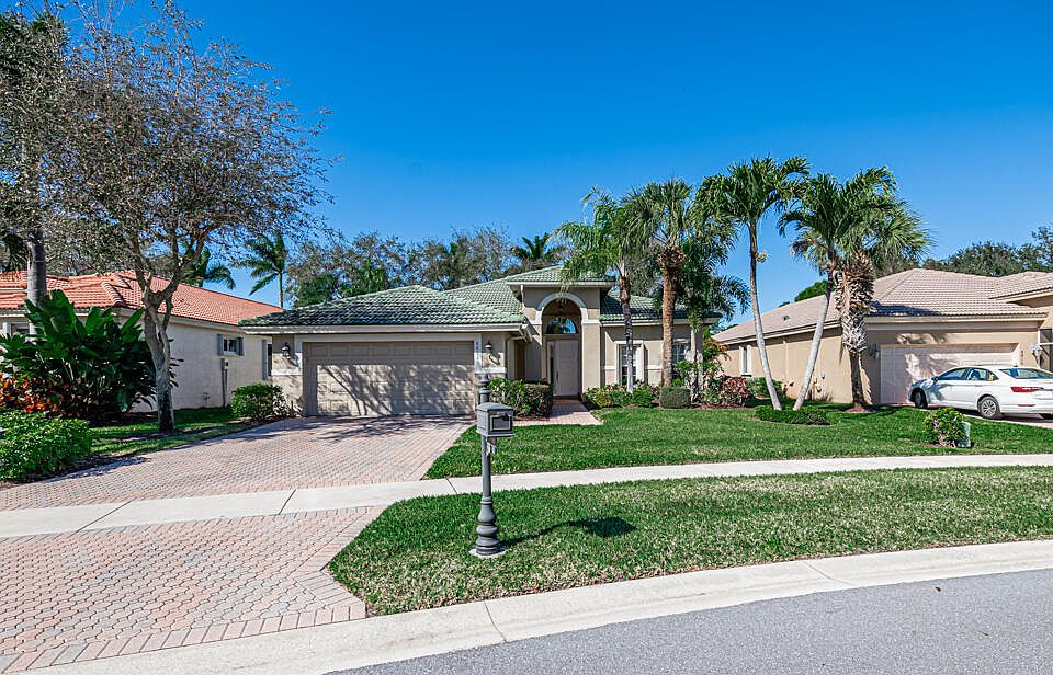 1st image of 8812 Via Tuscany Drive