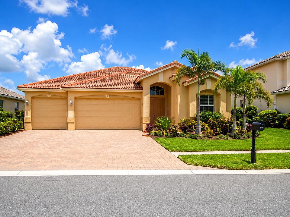 1st image of 121 Tuscany Dr