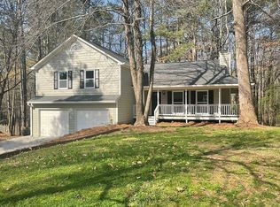 242 Hollis Cir, Dallas, GA 30157