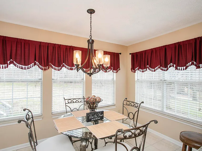 1508 Clover Ct — Photo 30