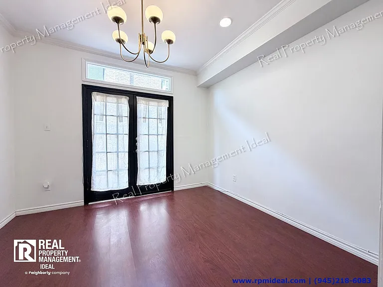 4111 Herschel Ave #2 — Photo 6