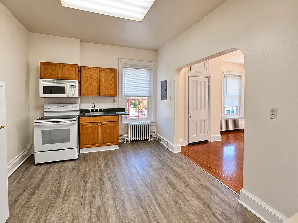 1 bed, 1.0 bath, 750 sqft, $1,725