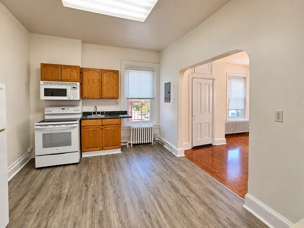 1 bed, 1.0 bath, 750 sqft, $1,725, 45-47 E State St #B1, Media, PA 19063