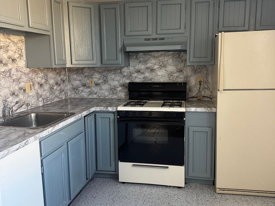1st image of 1001 Cantrell St Floor 2