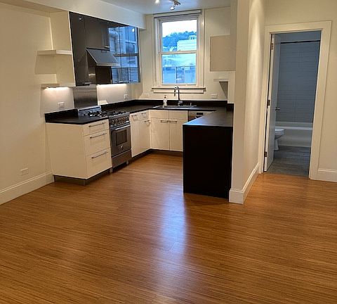 5th image of 349 Fillmore St APT 201