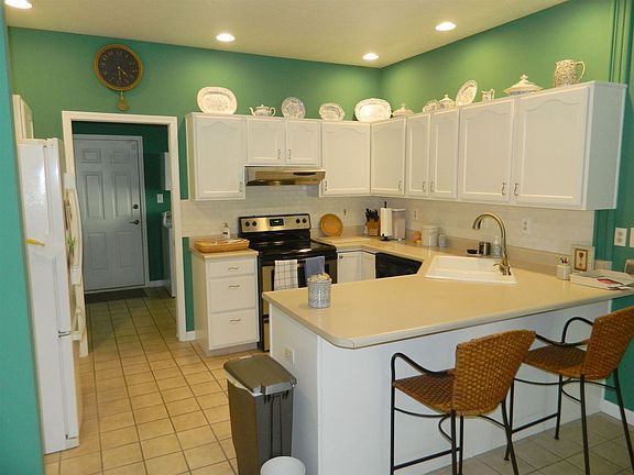 4th image of 3809 E Callery Ct