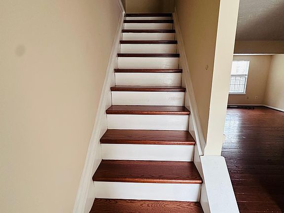 5th image of 8123 Greenspring Valley Rd