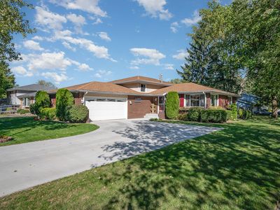 1539 Alabama St, Hobart, IN, 46342