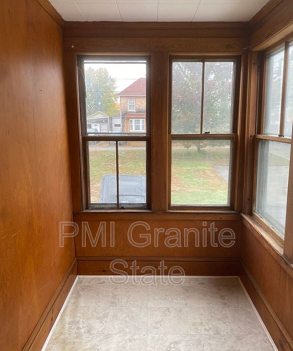 1st image of 90 Lake St APT B