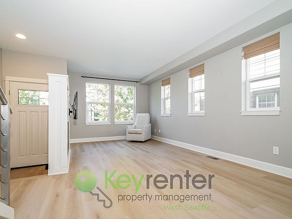 5th image of 2661 SW Sylvan Heights Dr