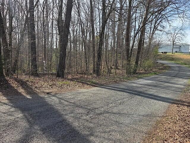 2nd image of 3 Lowery Rd