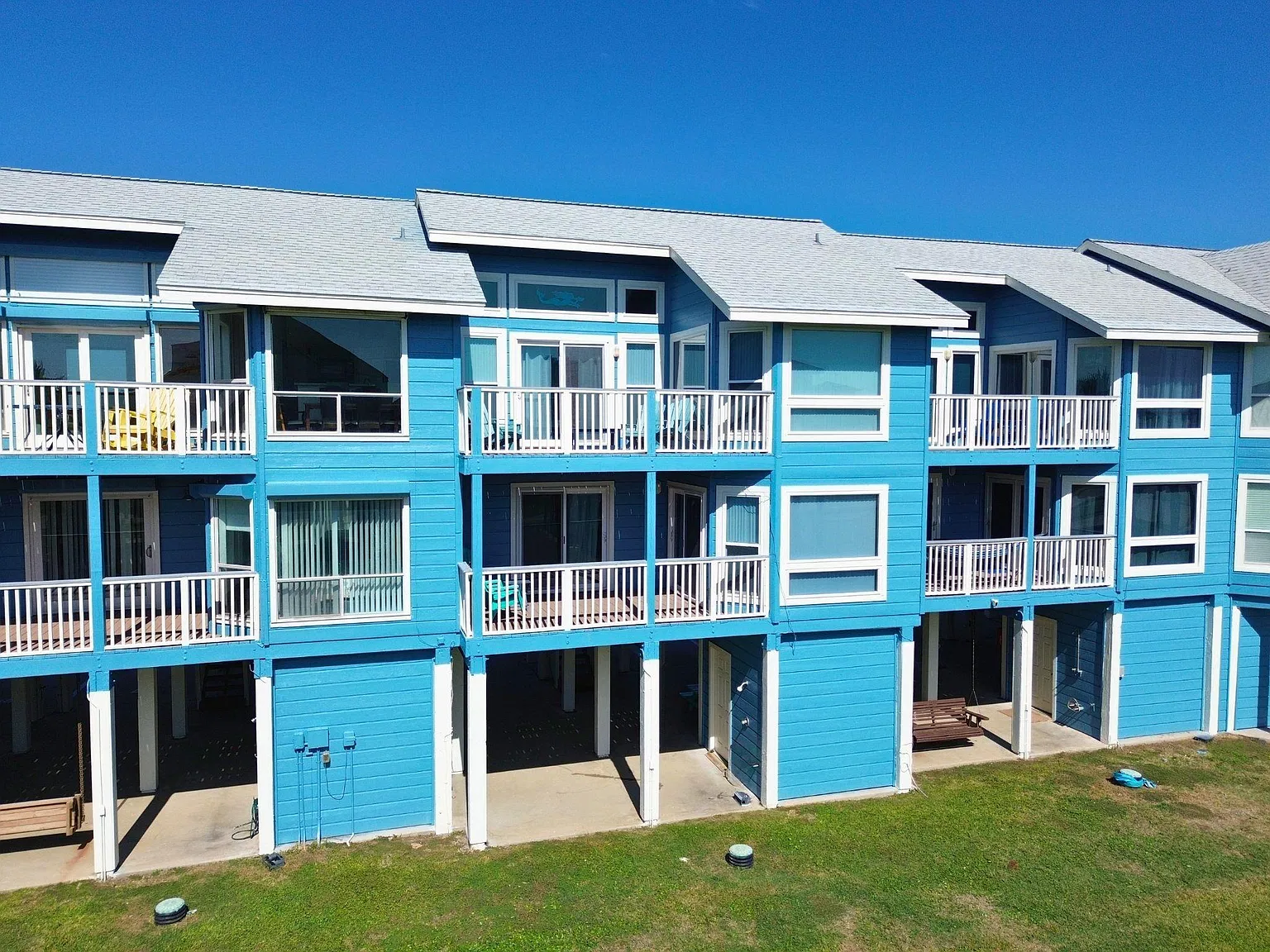 2 bed, 3.0 bath, 1314 sqft, $2,500 — Photo 3
