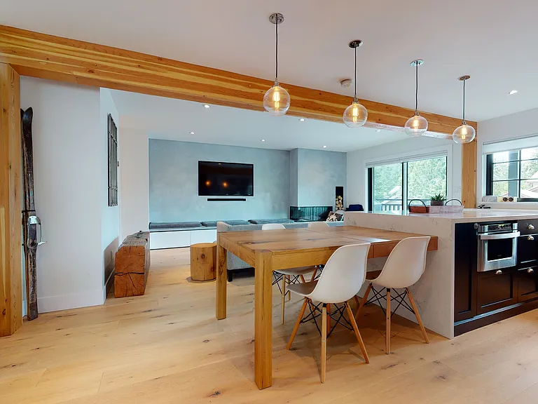 2207 Aspen Dr — Photo 5