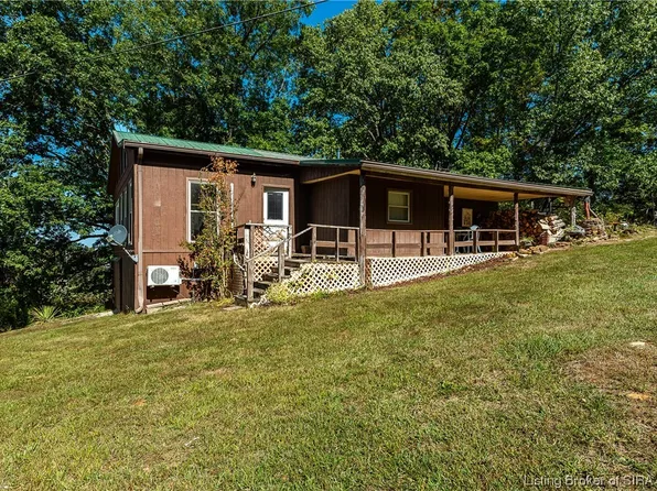 6997 S Becker Road, Leavenworth, IN 47137